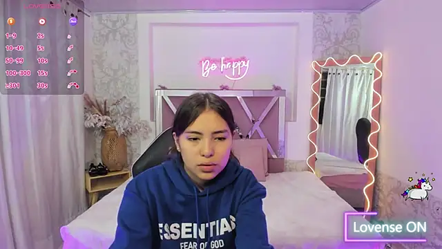 ISABELA TAY online show from 01-13-26, 11:37