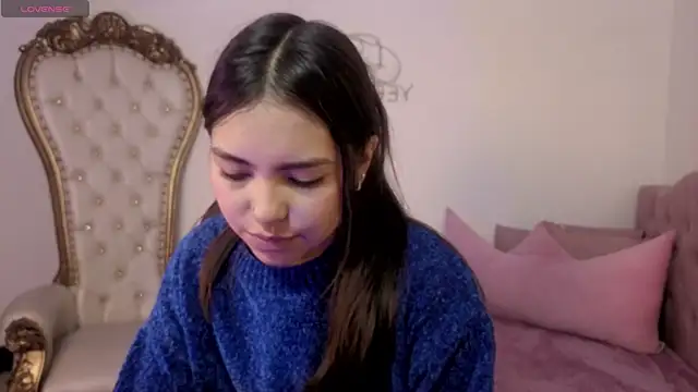 Snapshot of ISABELA_TAY chatting on 08-01-26, 11:42 ISABELA TAY online show from 08-01-26, 11:42
