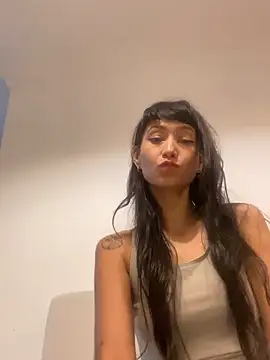 Queen-Frances online show from 11-13-25, 02:21