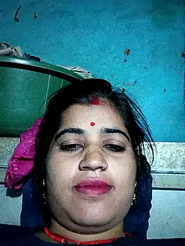 Snapshot of Hot_kamla chatting on 11-18-25, 06:51 Hot kamla online show from 11-18-25, 06:51