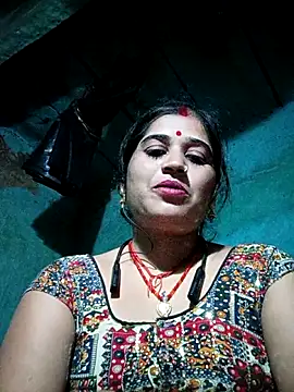 Snapshot of Hot_kamla chatting on 11-19-25, 01:33 Hot kamla online show from 11-19-25, 01:33