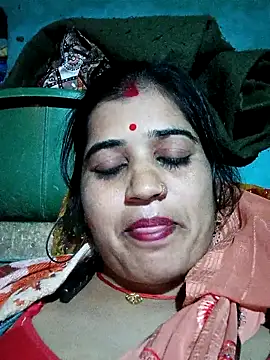 Snapshot of Hot_kamla chatting on 12-03-25, 04:05 Hot kamla online show from 12-03-25, 04:05