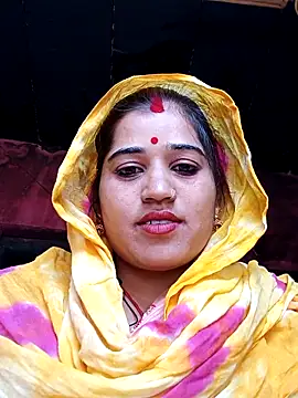 Snapshot of Hot_kamla chatting on 12-15-25, 05:55 Hot kamla online show from 12-15-25, 05:55