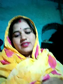 Snapshot of Hot_kamla chatting on 12-16-25, 12:43 Hot kamla online show from 12-16-25, 12:43