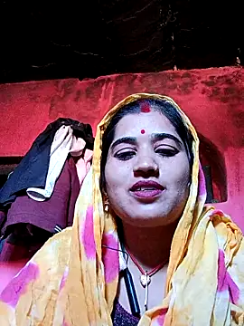 Snapshot of Hot_kamla chatting on 12-17-25, 09:04 Hot kamla online show from 12-17-25, 09:04