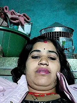 Hot kamla online show from 01-16-26, 02:48