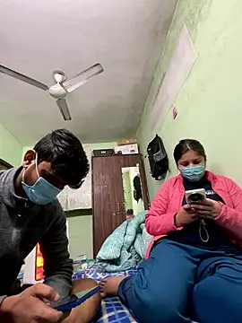 Snapshot of Cute_hotzara chatting on 01-17-26, 05:12 Cute hotzara online show from 01-17-26, 05:12