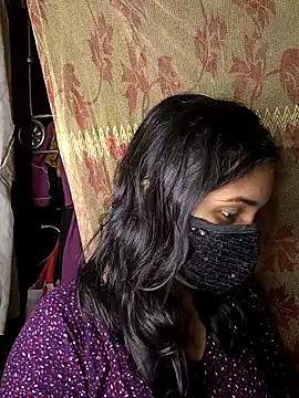 Snapshot of Jhunaki007 chatting on 11-12-25, 07:03 Jhunaki007 online show from 11-12-25, 07:03