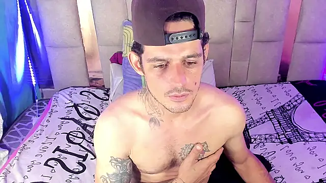 Snapshot of Sexybigjefffx chatting on 11-14-25, 06:56 Sexybigjefffx online show from 11-14-25, 06:56