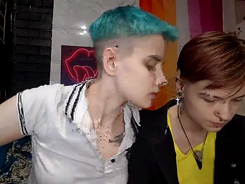 Snapshot of Kim__Ray chatting on 11-16-25, 02:00 Kim Ray online show from 11-16-25, 02:00