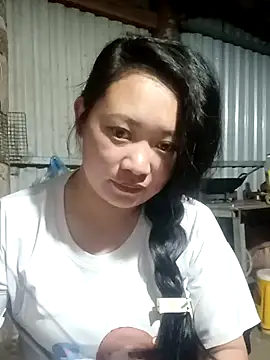 Snapshot of LyZii2k7 chatting on 11-16-25, 03:28 LyZii2k7 online show from 11-16-25, 03:28