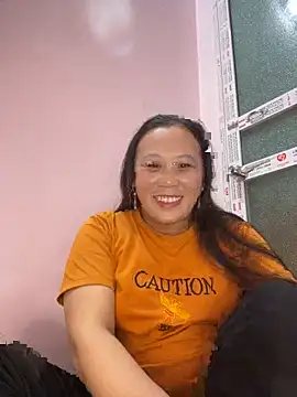 Snapshot of xuan-ha chatting on 12-16-25, 12:54 xuan-ha online show from 12-16-25, 12:54