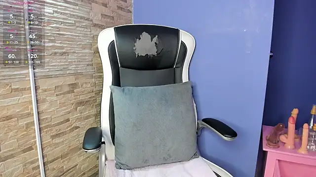 Julia roberss online show from 12-03-25, 03:14