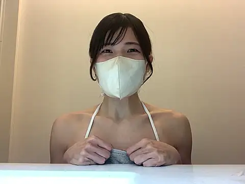 Snapshot of mayumichan13 chatting on 12-04-25, 11:46 mayumichan13 online show from 12-04-25, 11:46