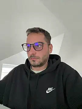 brrratan online show from 11-12-25, 01:55