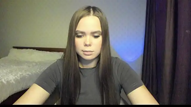 Snapshot of Kira_love_81 chatting on 12-01-25, 11:48 Kira love 81 online show from 12-01-25, 11:48
