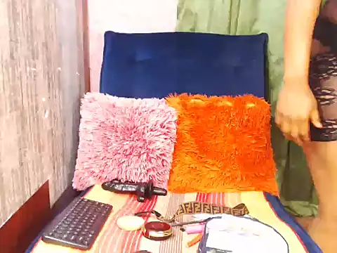 Snapshot of SexyButterflyxx chatting on 12-04-25, 05:06 SexyButterflyxx online show from 12-04-25, 05:06