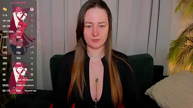 EmmaBloomm online show from 04-01-26, 10:18