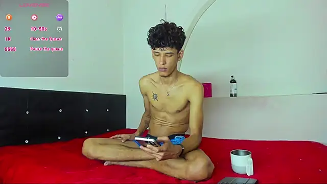 kaiborman00 online show from 03-09-26, 03:21