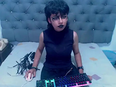 Snapshot of AsmodeaDominatrix chatting on 01-13-26, 08:03 AsmodeaDominatrix online show from 01-13-26, 08:03