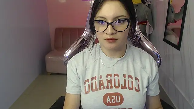 Snapshot of jennifer_ch chatting on 11-15-25, 05:09 jennifer ch online show from 11-15-25, 05:09