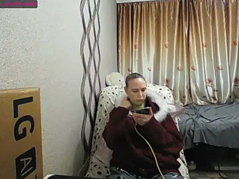 JenniDeep online show from 11-27-25, 01:35