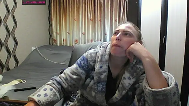 JenniDeep online show from 05-26-26, 05:09