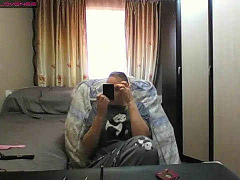 Snapshot of JenniDeep chatting on 06-22-26, 06:21 JenniDeep online show from 06-22-26, 06:21