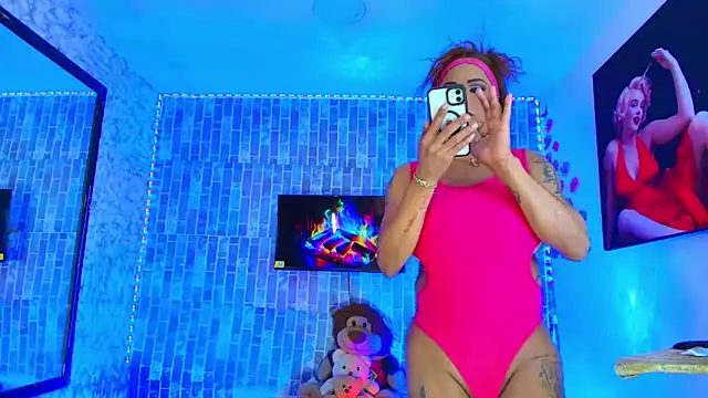 TAYLOR S7 online show from 03-07-26, 01:46