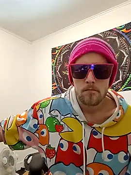 Snapshot of Arlo_King chatting on 11-15-25, 08:11 Arlo King online show from 11-15-25, 08:11