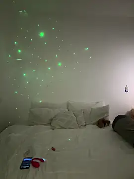 Snapshot of dolceragazza_15 chatting on 11-24-25, 10:42 dolceragazza 15 online show from 11-24-25, 10:42