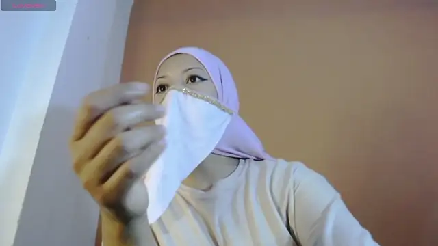 amina fair online show from 11-21-25, 06:34