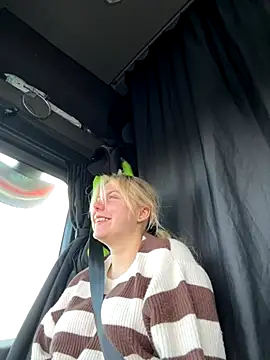 Nallinee online show from 12-01-25, 11:48