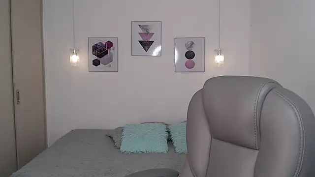 Snapshot of selene_rouse_ chatting on 05-20-26, 11:55 selene rouse online show from 05-20-26, 11:55