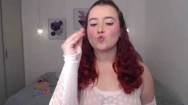 Snapshot of selene_rouse_ chatting on 05-23-26, 01:33 selene rouse online show from 05-23-26, 01:33