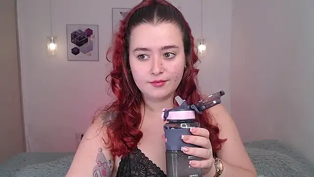 Snapshot of selene_rouse_ chatting on 05-28-26, 12:52 selene rouse online show from 05-28-26, 12:52