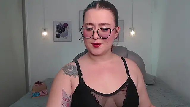 Snapshot of selene_rouse_ chatting on 05-31-26, 09:27 selene rouse online show from 05-31-26, 09:27