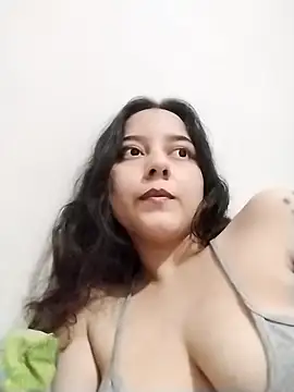 Snapshot of chibi_love chatting on 11-15-25, 06:44 chibi love online show from 11-15-25, 06:44