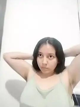 Snapshot of chibi_love chatting on 01-08-26, 04:26 chibi love online show from 01-08-26, 04:26