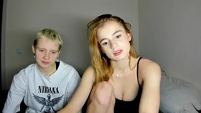 Snapshot of stacey_bliss chatting on 11-15-25, 12:34 stacey bliss online show from 11-15-25, 12:34