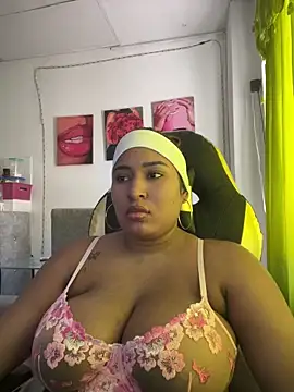 morena-2025 online show from 06-11-26, 02:59