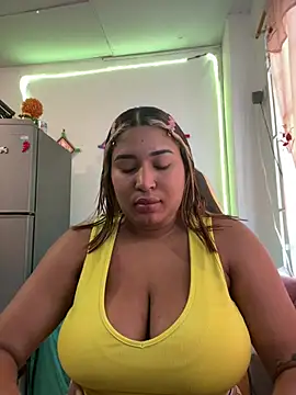 morena-2025 online show from 07-09-26, 03:27