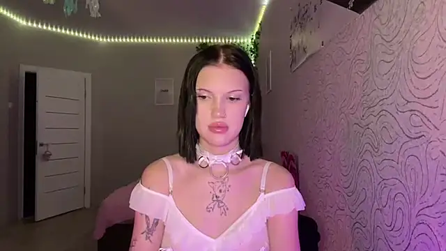 Snapshot of JuliaElse chatting on 01-06-26, 03:05 JuliaElse online show from 01-06-26, 03:05