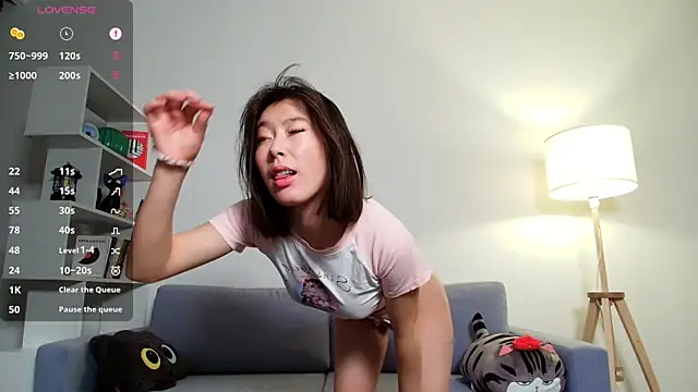 KokoMiu online show from 01-13-26, 12:43