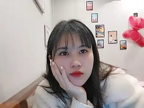 Snapshot of Kass8386 chatting on 11-19-25, 07:58 Kass8386 online show from 11-19-25, 07:58