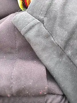 Ritik143jhil online show from 12-22-25, 10:23