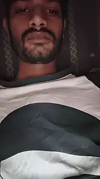 Ritik143jhil online show from 04-11-26, 06:56