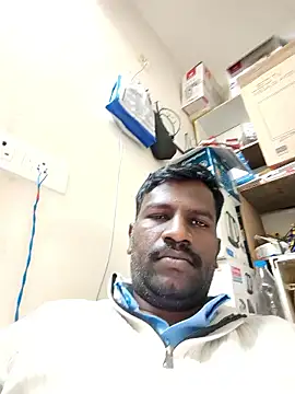 Snapshot of Paramkeerthi chatting on 01-07-26, 01:57 Paramkeerthi online show from 01-07-26, 01:57