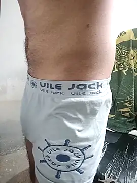 Snapshot of Jonny151987 chatting on 11-21-25, 09:02 Jonny151987 online show from 11-21-25, 09:02