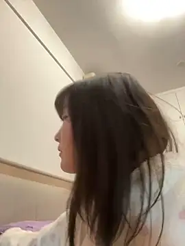 Snapshot of susuya_sha chatting on 03-06-26, 02:13 susuya sha online show from 03-06-26, 02:13